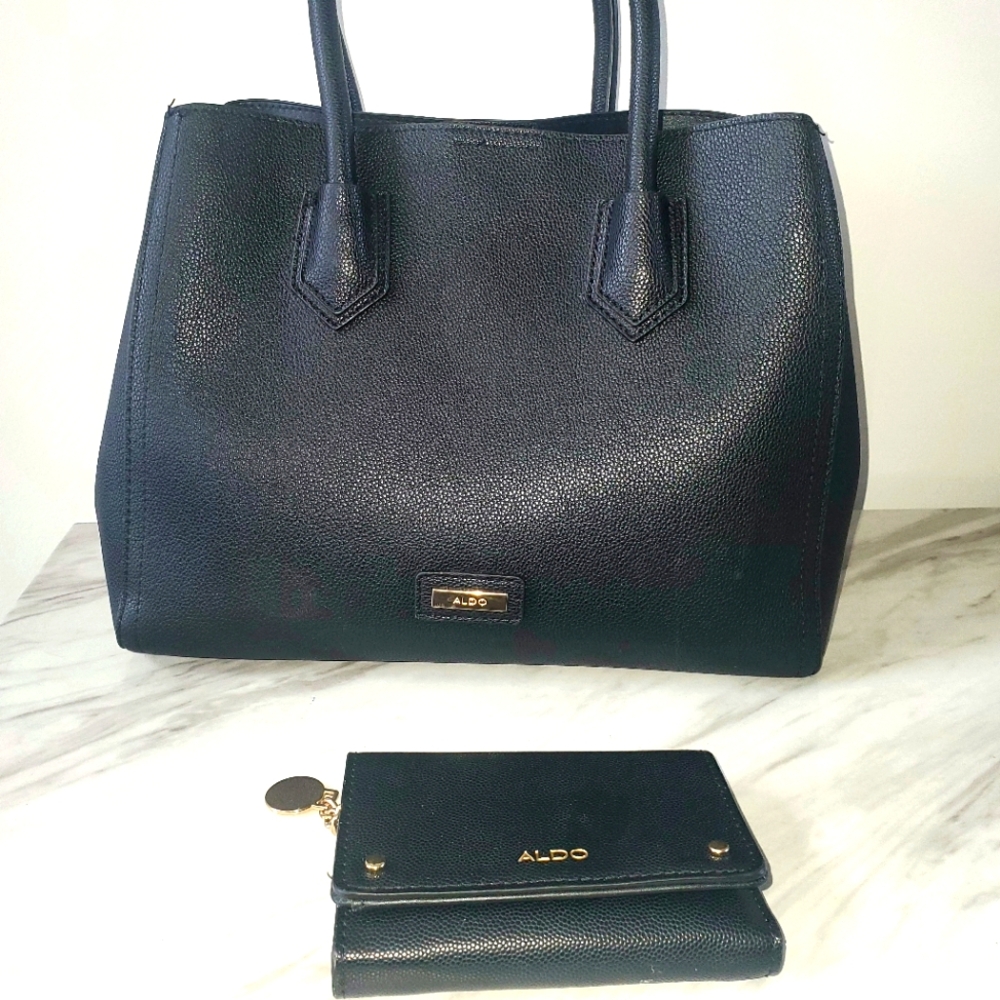Tote and wallet